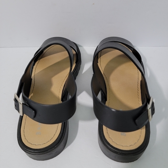 Bamboo Women Black Open Toe Slingback Casual Sandals Sz 39 Buckle Closure - Picture 5 of 11